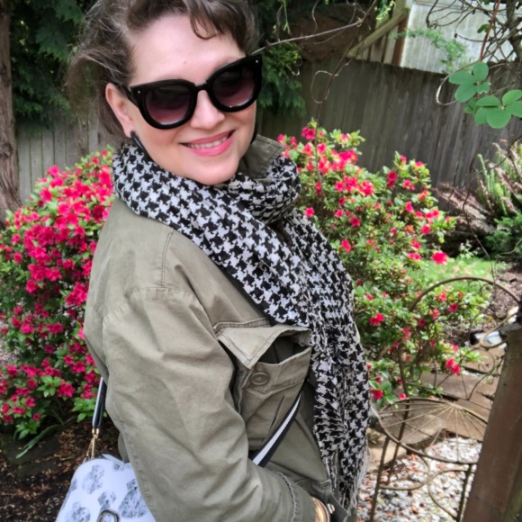 Meet your Posher, Emiliya - Picture 3 of 5